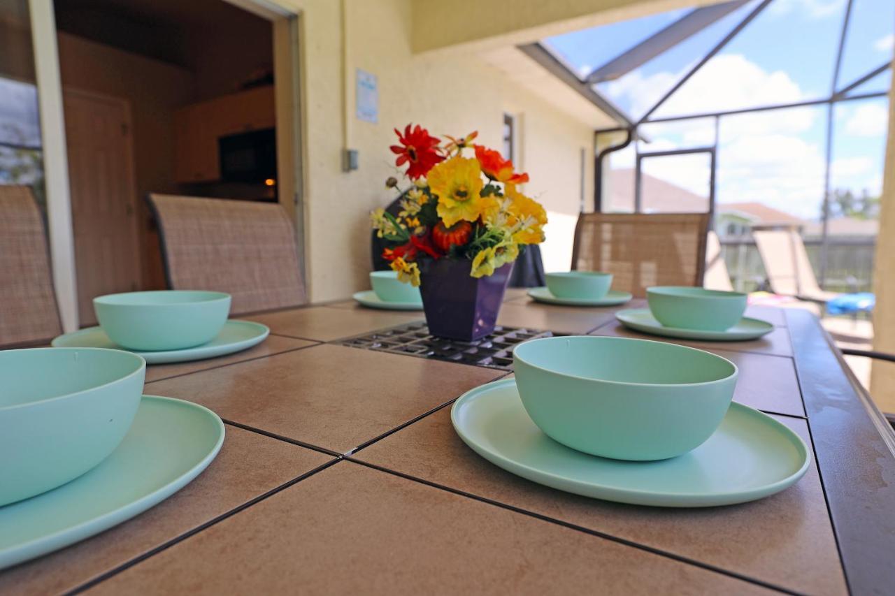 Family Vacation, Heated Pool, Wake Up To Enjoy The Sunrise - Villa Pine Island Cape Coral Exteriör bild