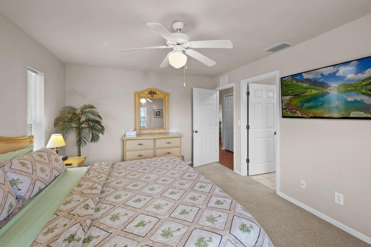 Family Vacation, Heated Pool, Wake Up To Enjoy The Sunrise - Villa Pine Island Cape Coral Exteriör bild